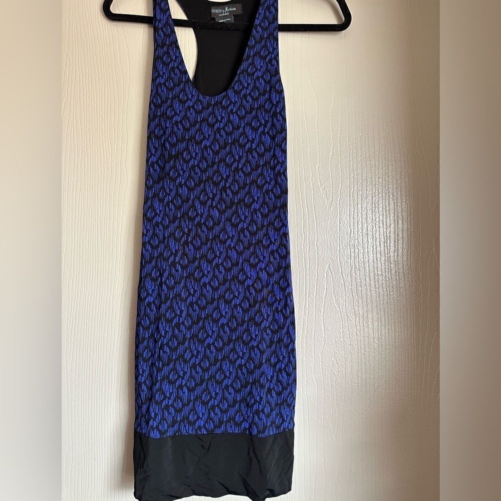 Guess by Marciano blue/back-wave free form pattern